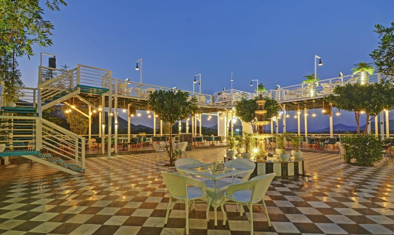 Отель Treebo Khakhri Haveli Удайпур Экстерьер фото