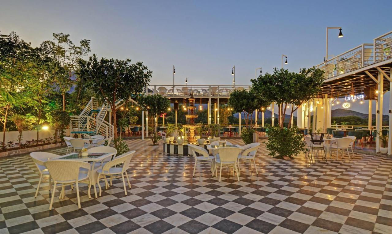 Отель Treebo Khakhri Haveli Удайпур Экстерьер фото